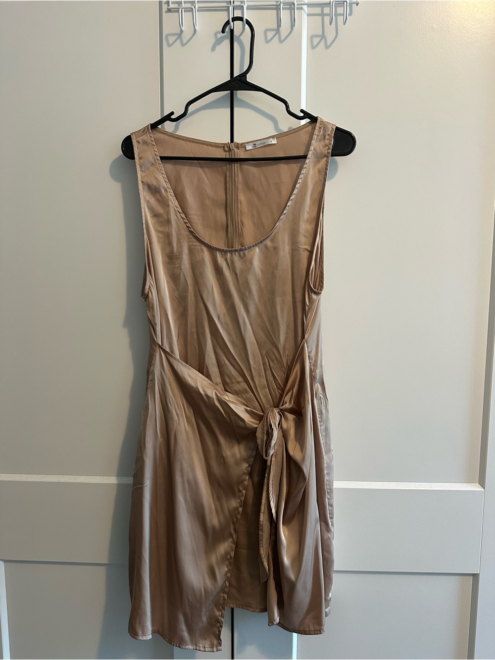 Cupshe Sleeveless Satin Tie-Waist Dress in Champagne